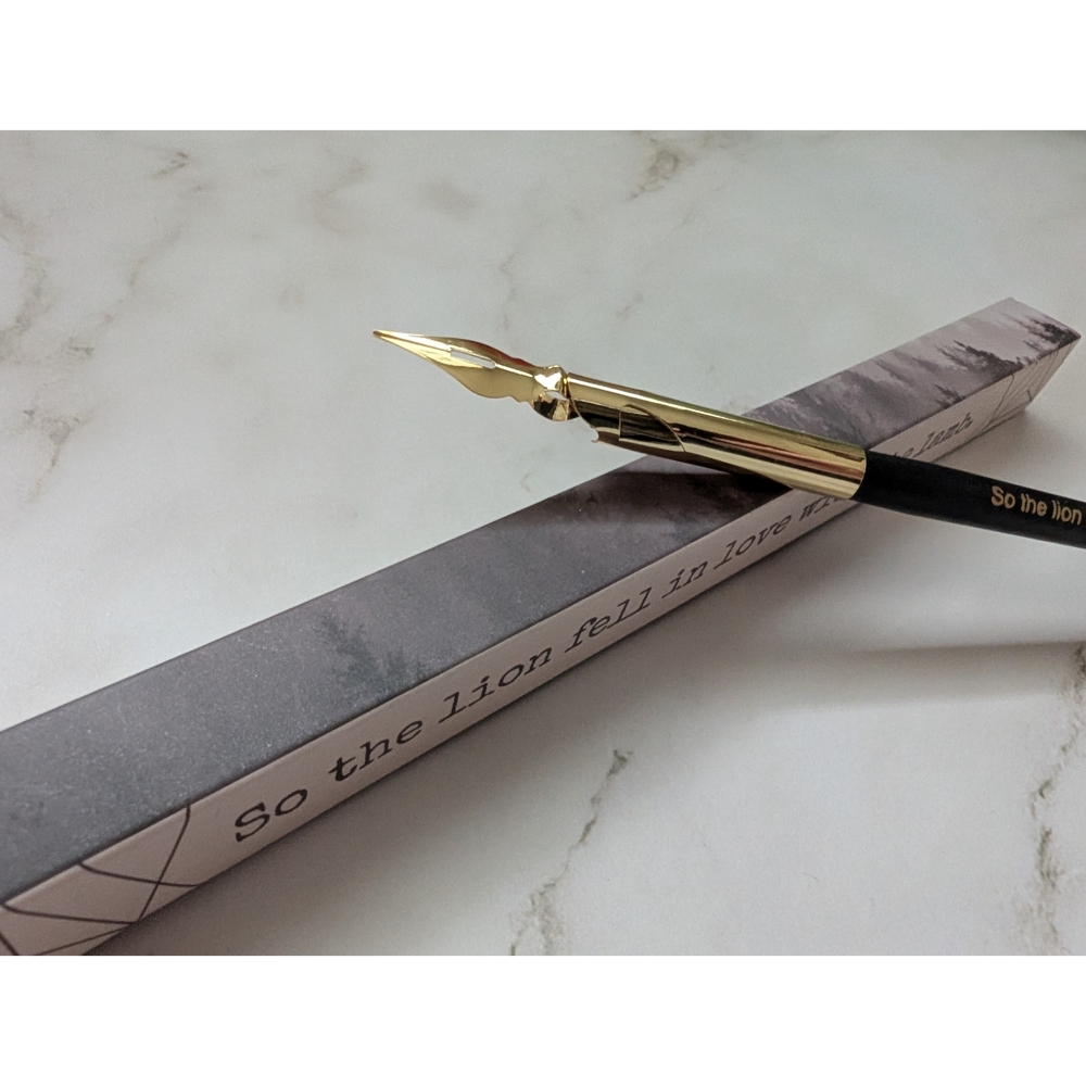 Twilight Inspired Gold and Black Fountain Pen